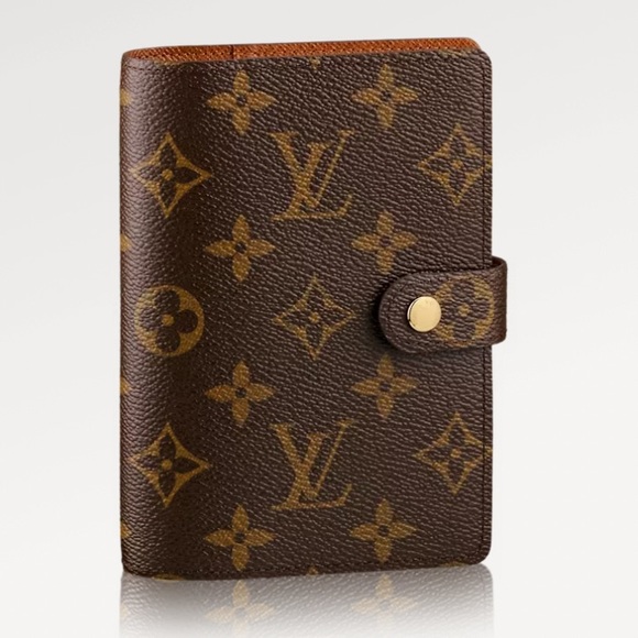 Louis Vuitton Passport Holder Agenda Planner EUC - Picture 5 of 14